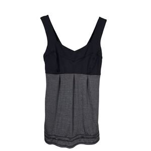Lululemon Tank Top Womens 4 Run Tame Me Black Gray Luxtreme Silverescent